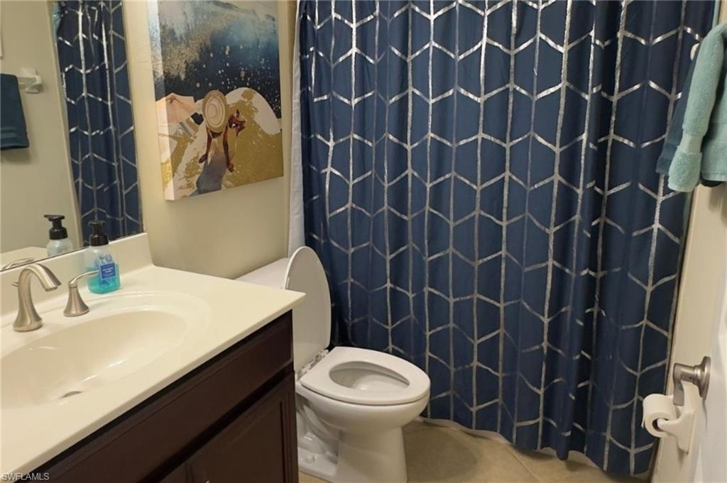 23611 Alamanda DR 202 photo 8