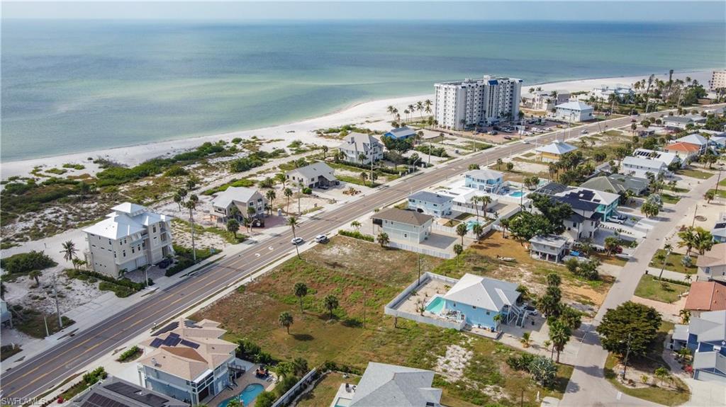 8033 Estero BLVD photo 23