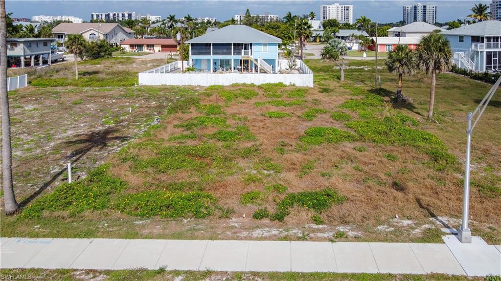 8033 Estero BLVD photo 7