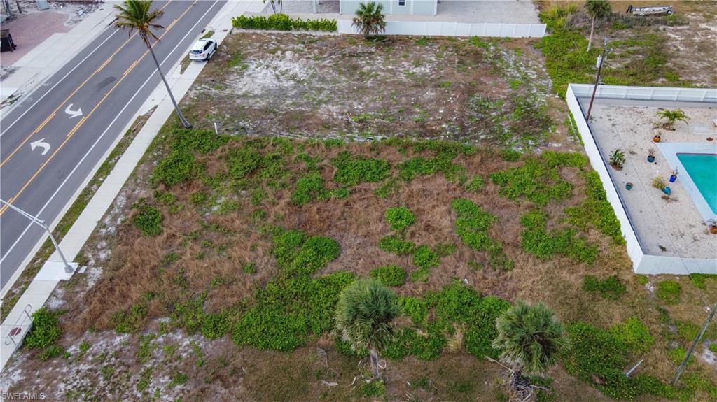 8033 Estero BLVD photo 9