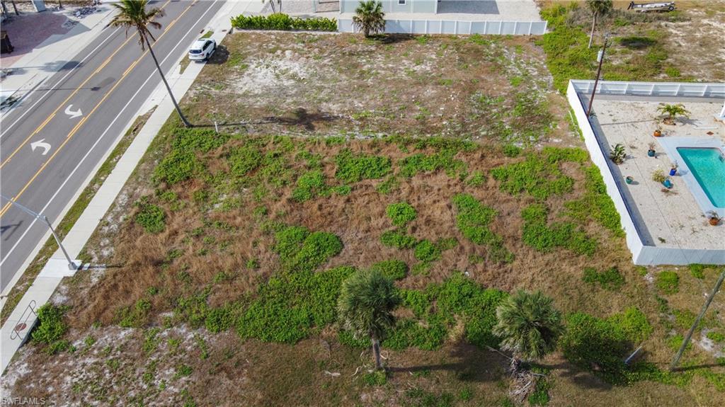 8033 Estero BLVD photo 10