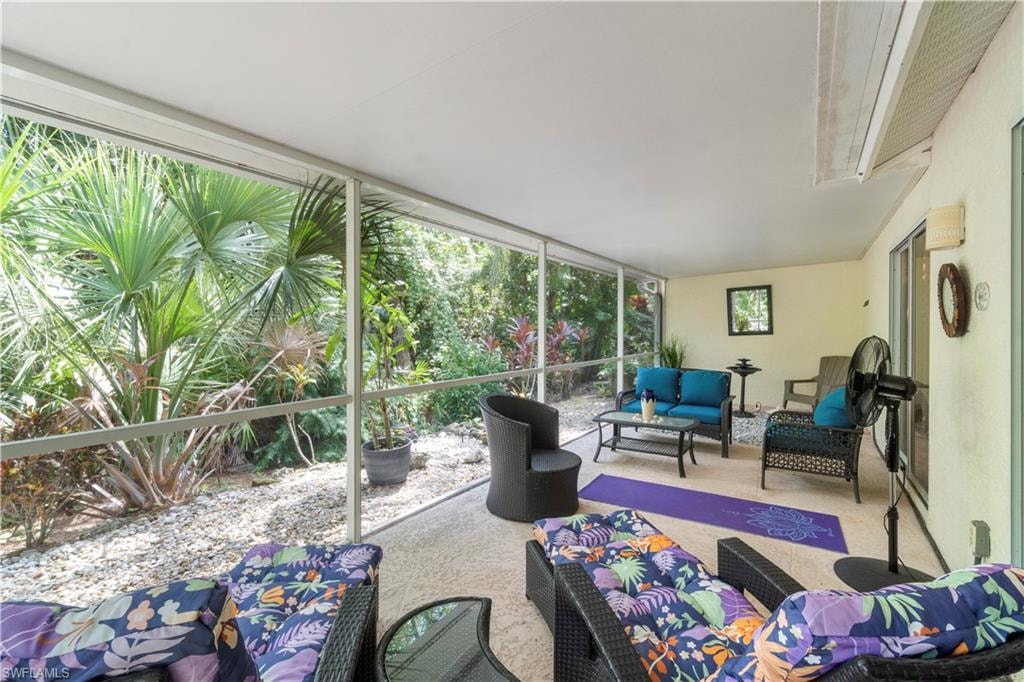 348 Carinosa CT 18-10 photo 12