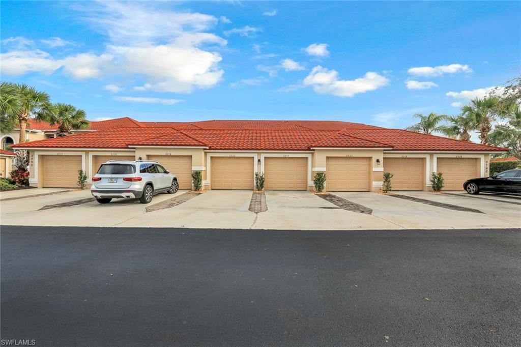 2790 Cypress Trace CIR 2228 photo 22