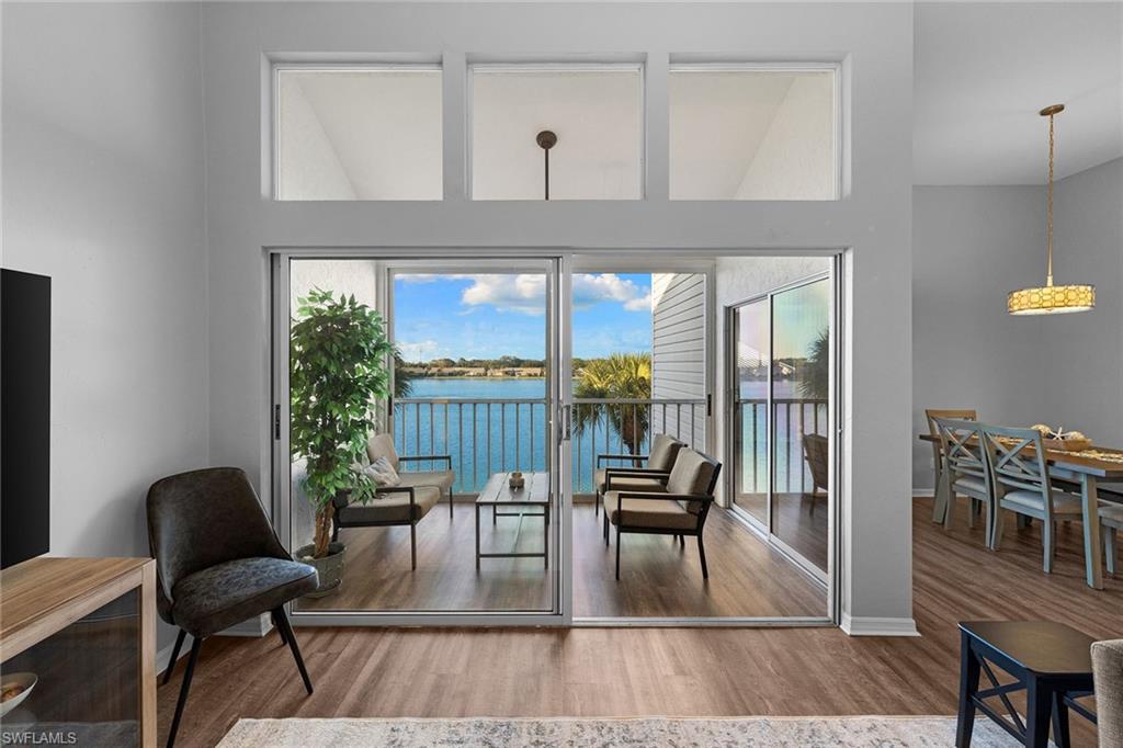 Living Room/Lanai View