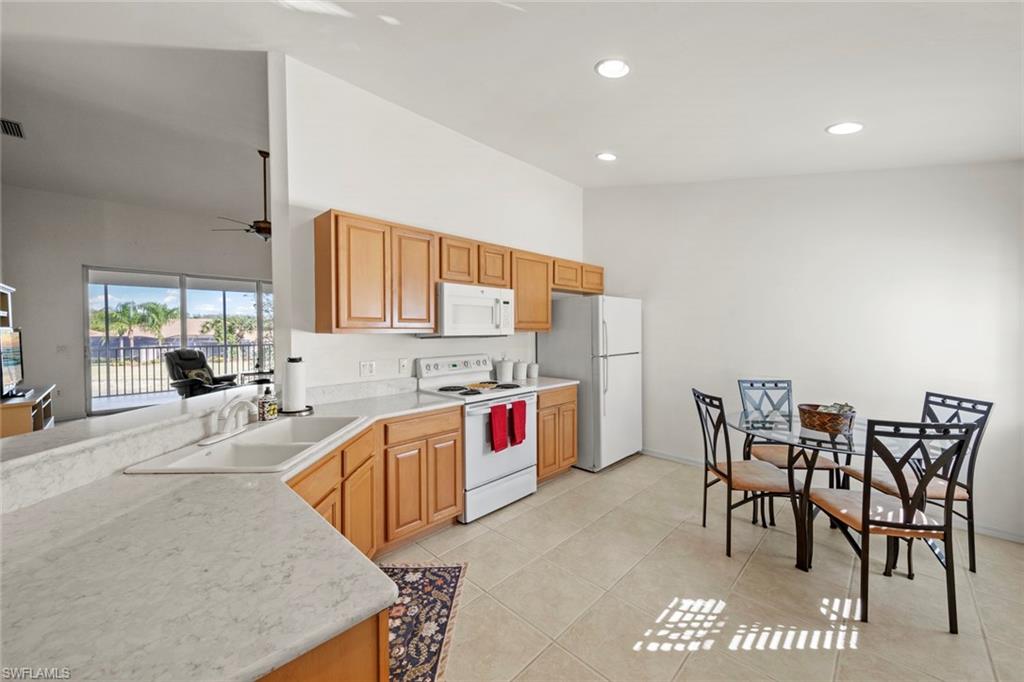 11031 Mill Creek WAY 305 photo 15