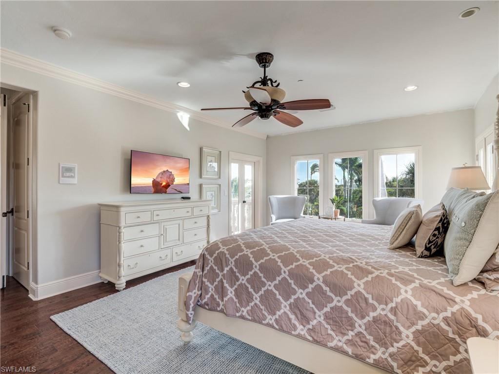 15160 Captiva DR photo 13