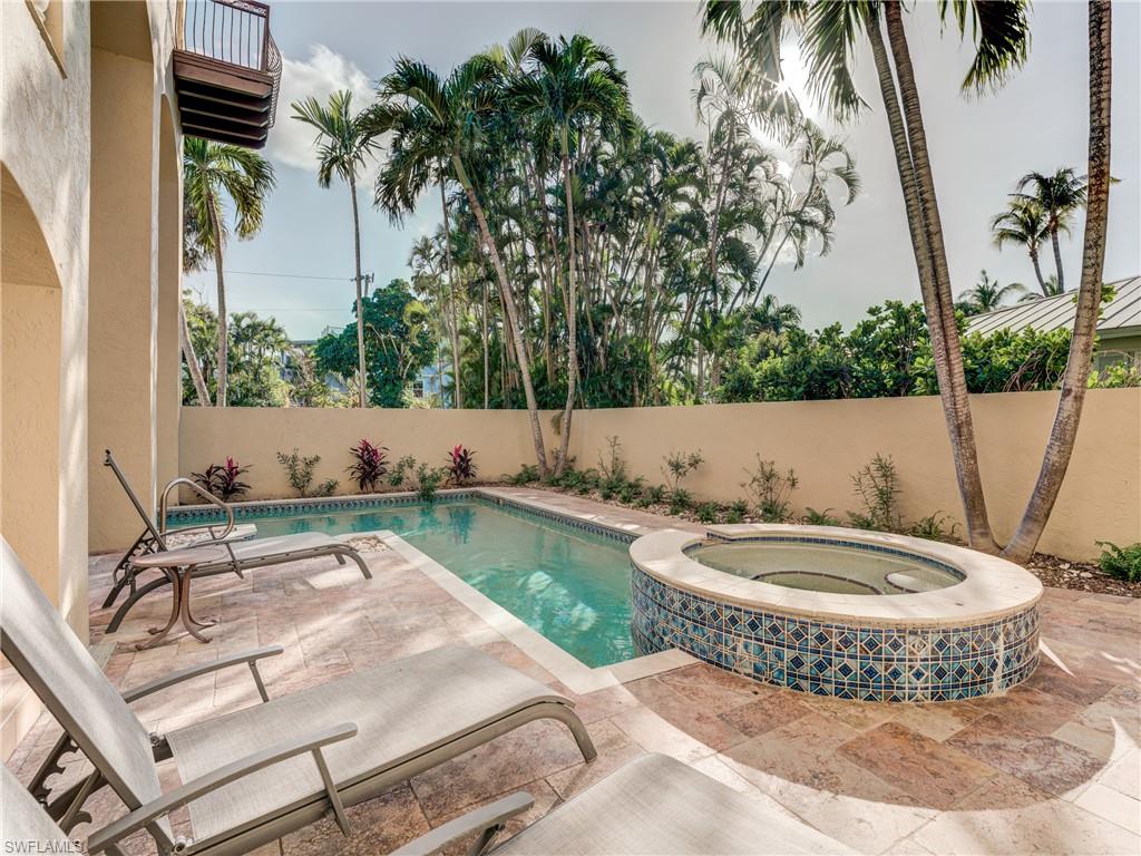 15160 Captiva DR photo 36