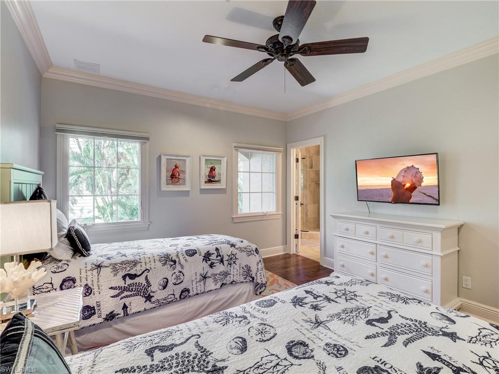 15160 Captiva DR photo 24