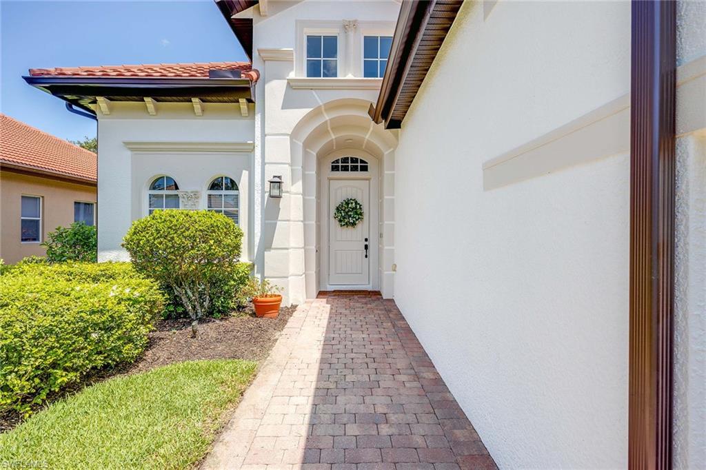 7863 Valencia CT