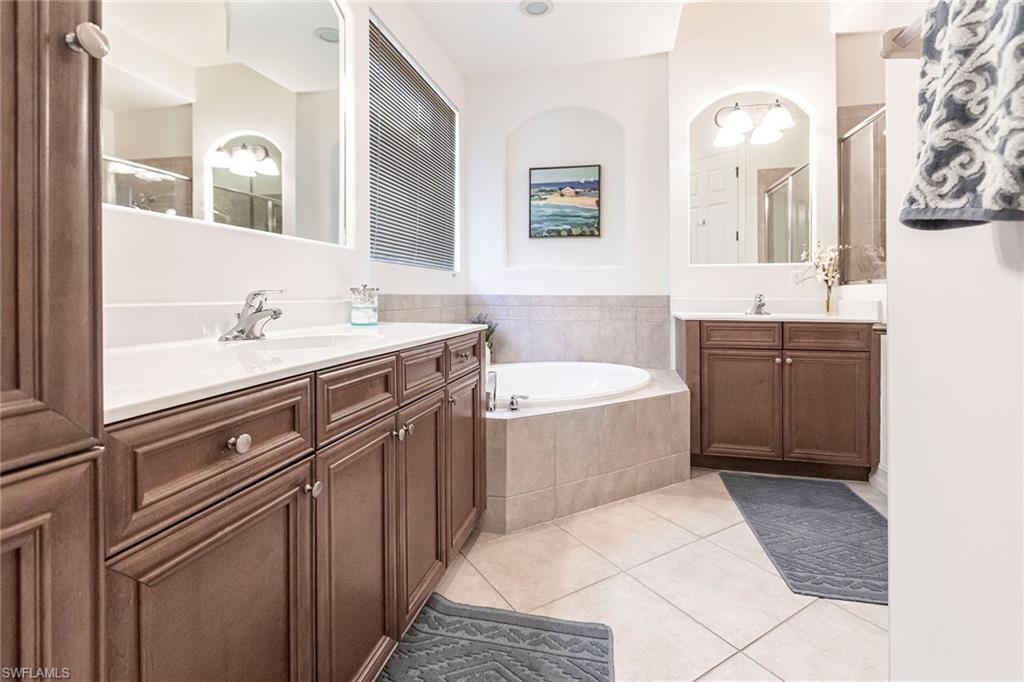 7863 Valencia CT photo 24