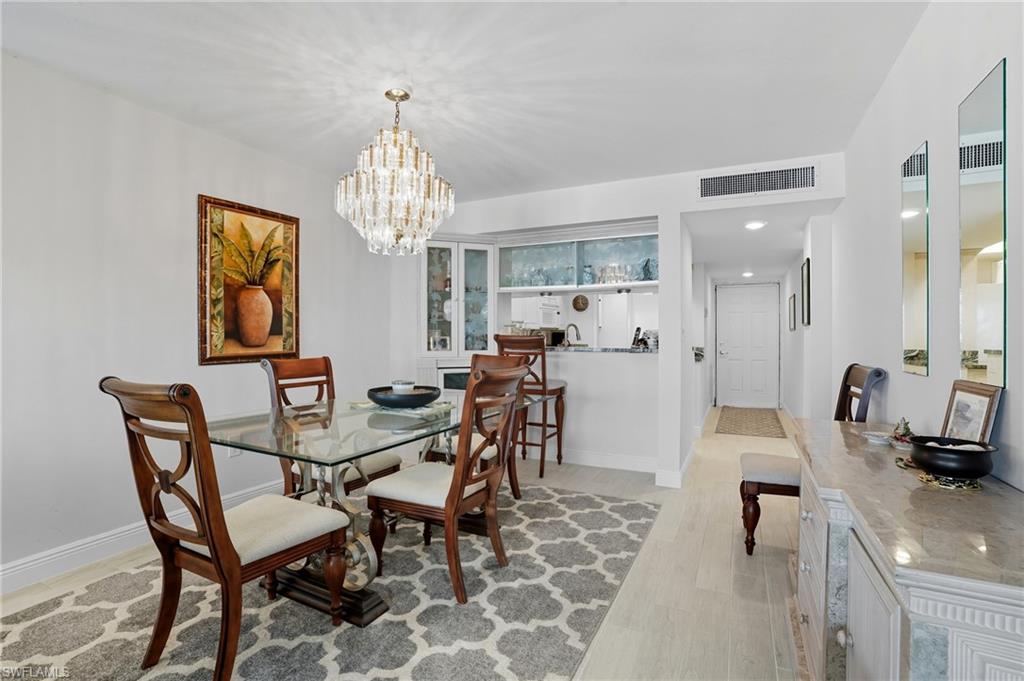 Kitchen pass-through!