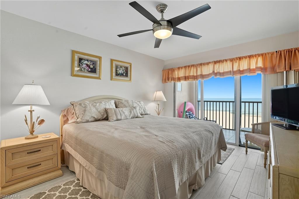 Master with a Screened Lanai!