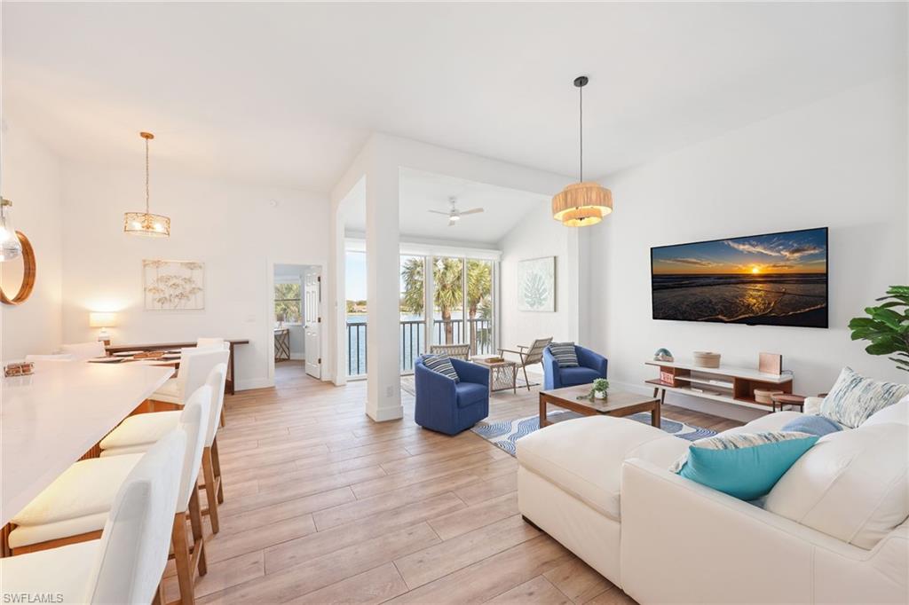 2711 Citrus Lake DR F305