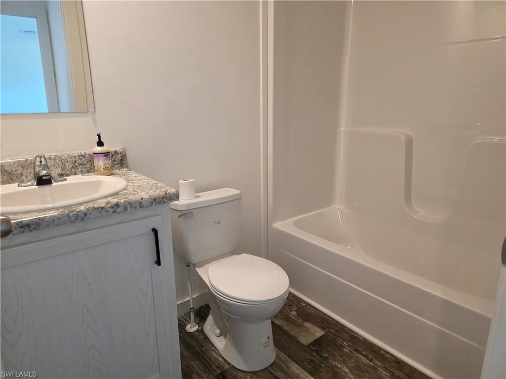 7 Birch BLVD photo 9