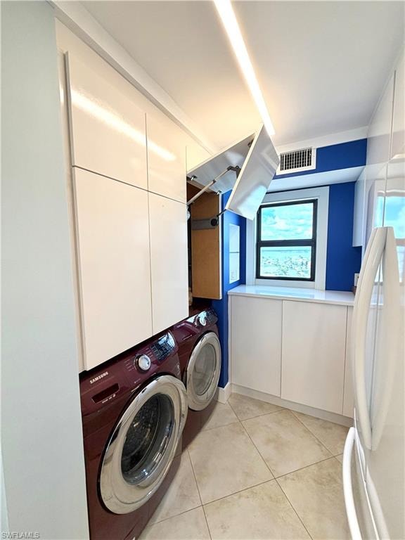 rolling coffee Nook in kitchen