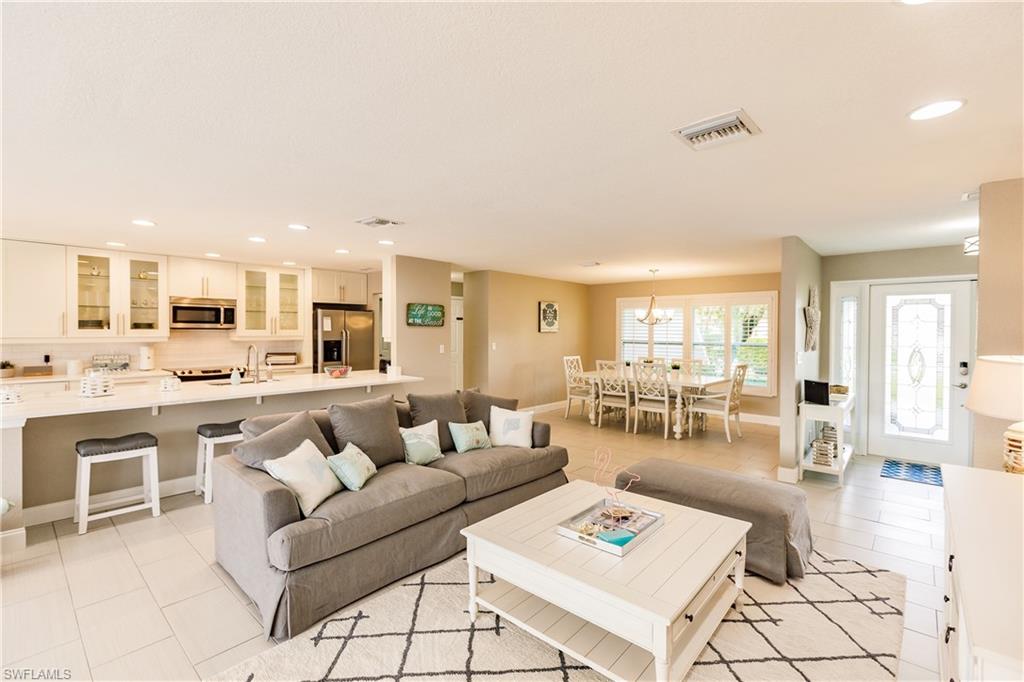 1424 Windsor CT