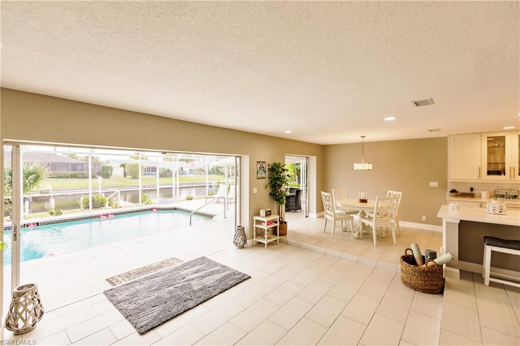 1424 Windsor CT photo 25