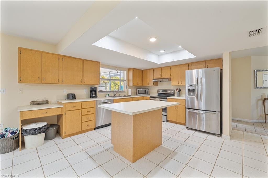 1628 Country Club BLVD photo 10
