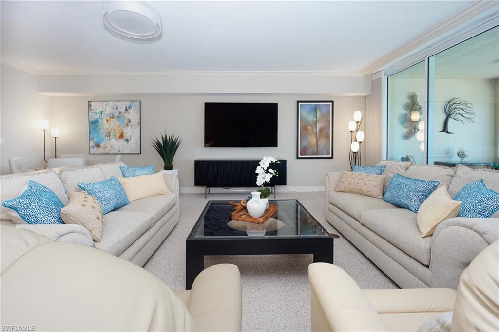 435 Dockside DR B803 photo 13