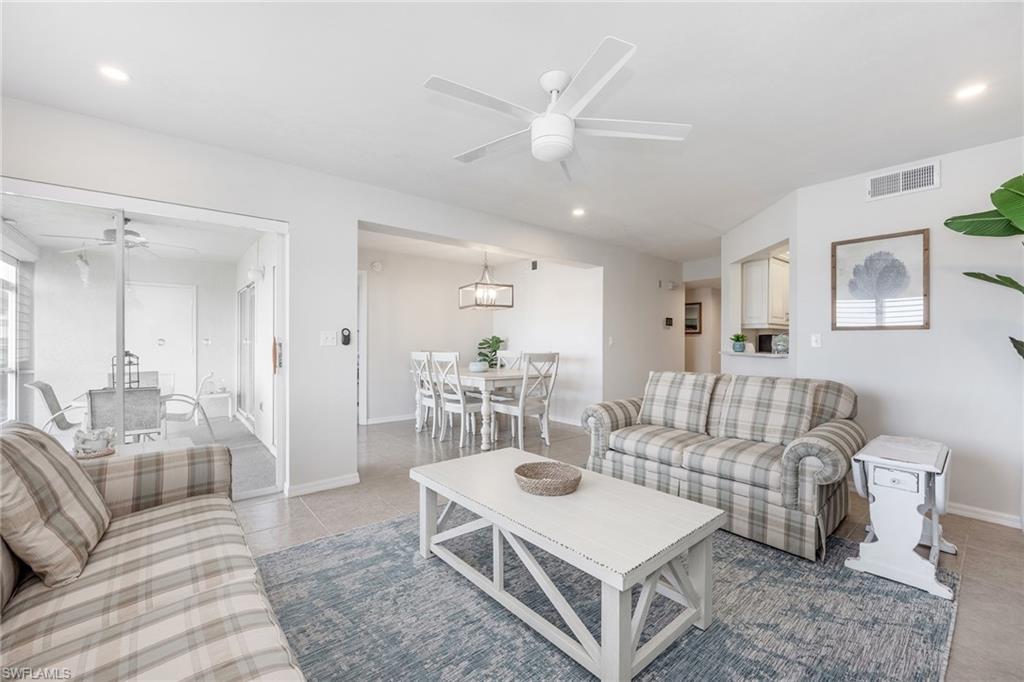 2885 Citrus Lake DR N103