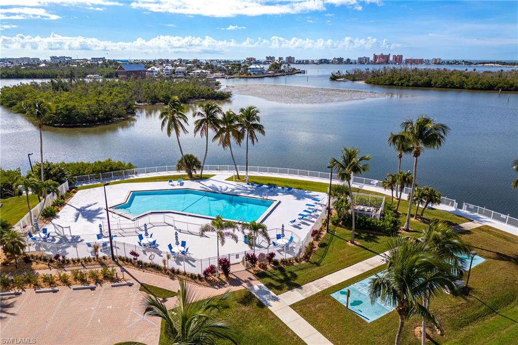 Community pool