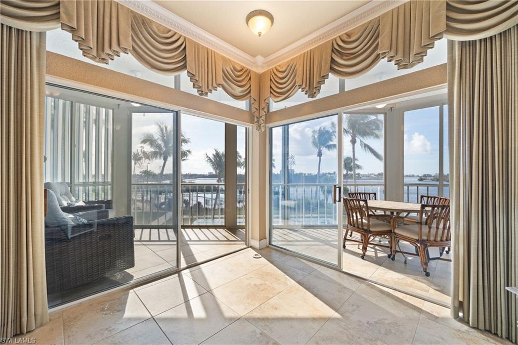 Large screened lanai