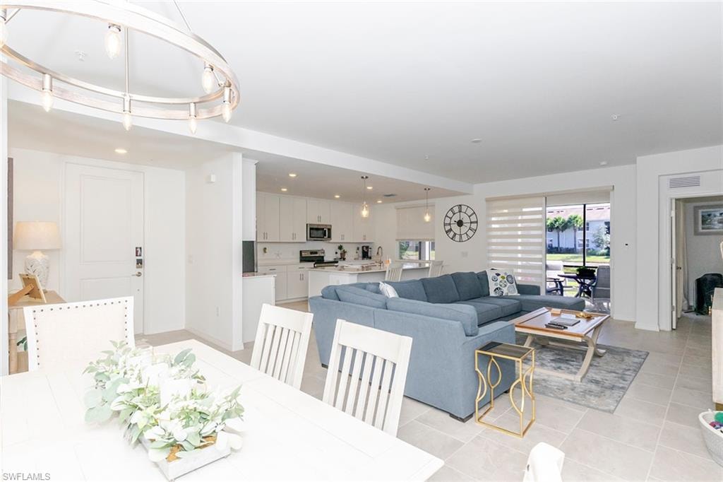 5710 Melbourne CT 6511 photo 20