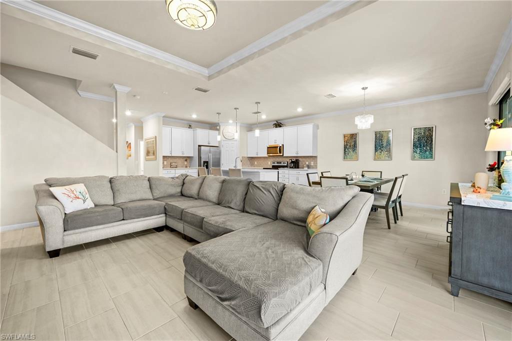 19511 Deming LN photo 13