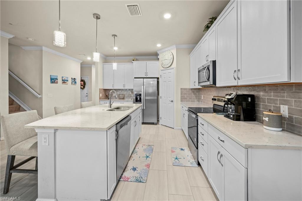 19511 Deming LN photo 10