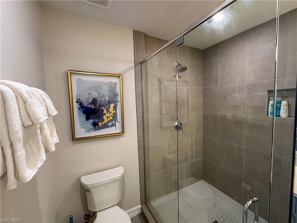 163 Indies DR E 206 photo 26