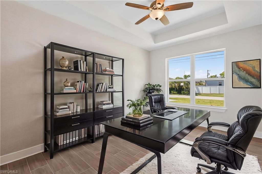 906 SW 12th TER