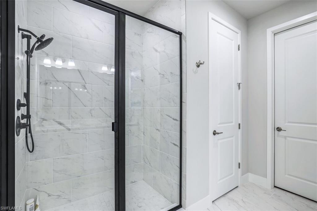 4705 Arboretum CIR 203 photo 16