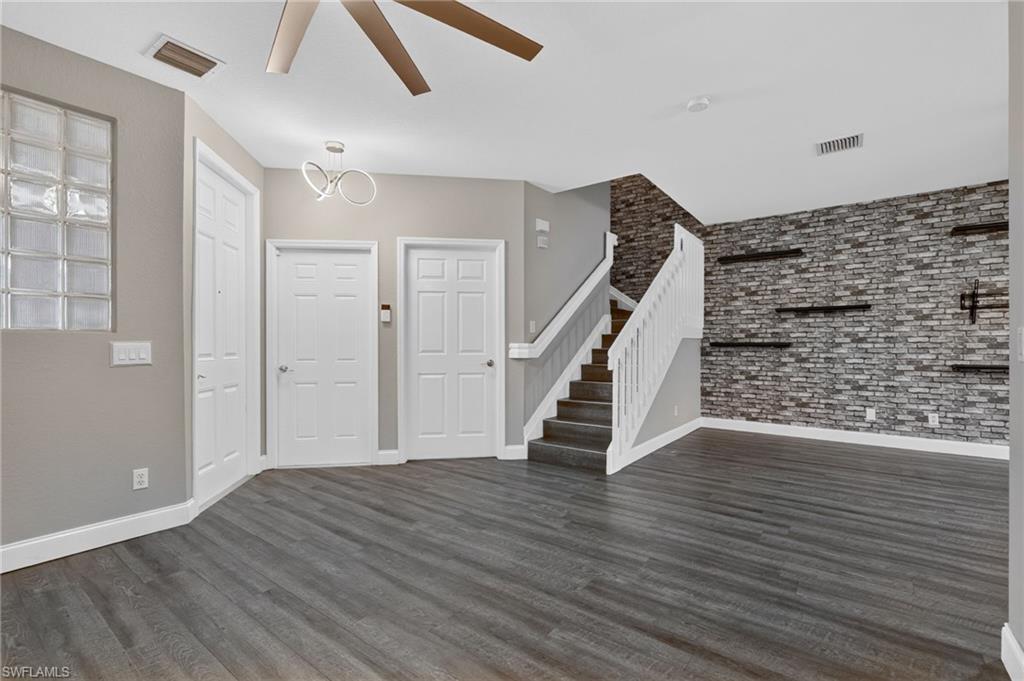 4048 Cherrybrook LOOP photo 13