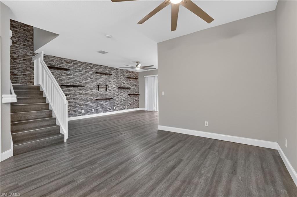 4048 Cherrybrook LOOP photo 12