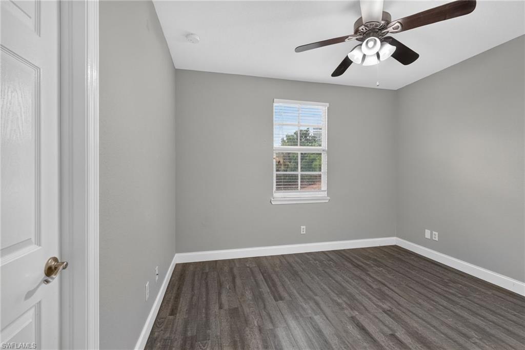 4048 Cherrybrook LOOP photo 28