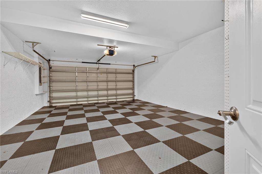 4048 Cherrybrook LOOP photo 44