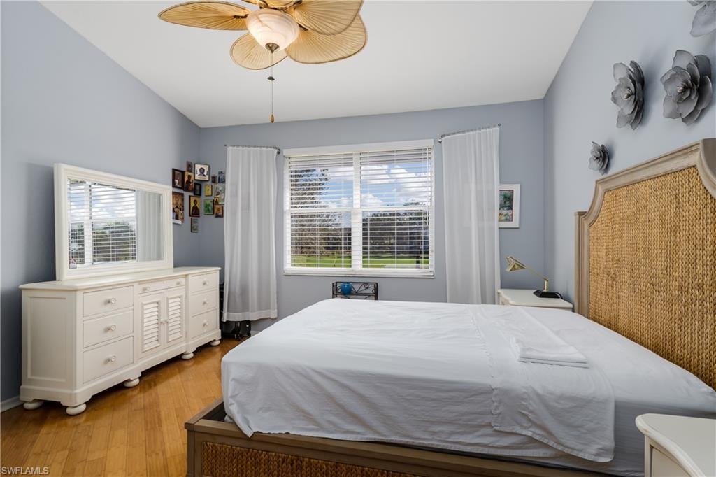 640 Lalique CIR 405 photo 16