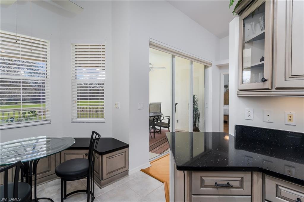 640 Lalique CIR 405