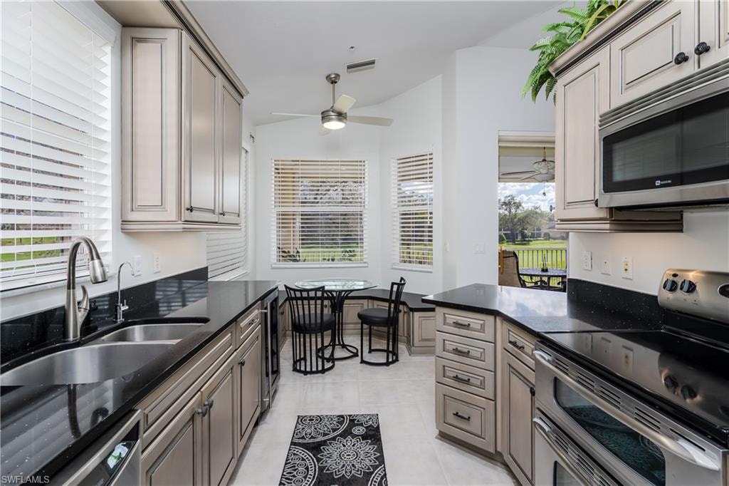 640 Lalique CIR 405