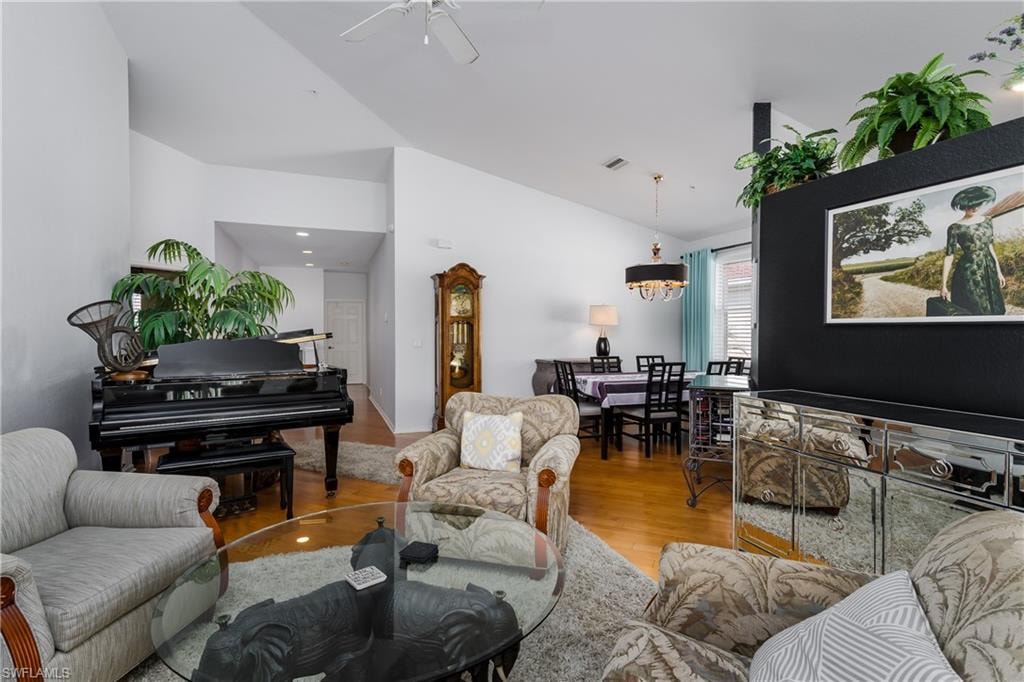 640 Lalique CIR 405 photo 11