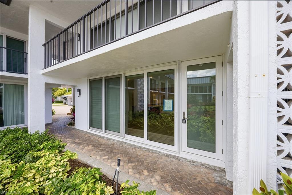 333 Harbour DR 109 photo 27