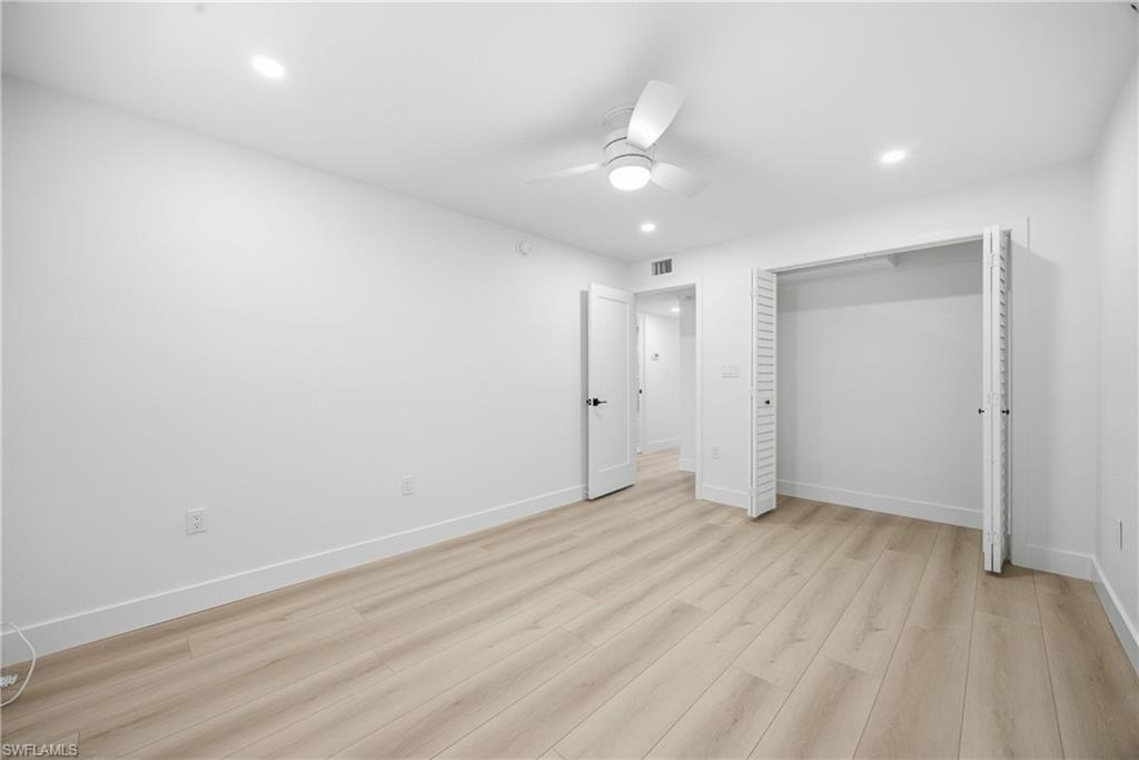 333 Harbour DR 109 photo 26