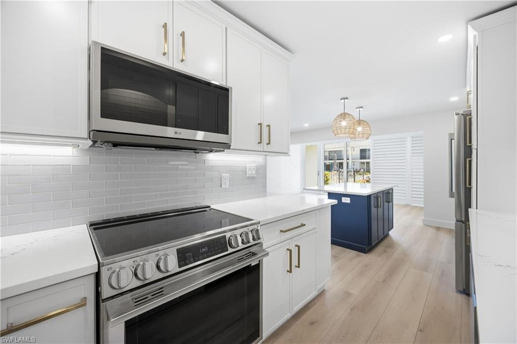 333 Harbour DR 109 photo 7