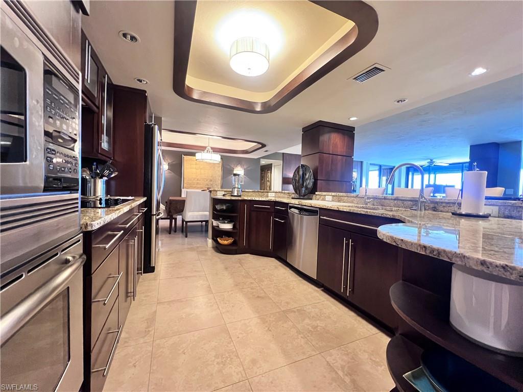5601 TURTLE BAY DR W 602 photo 8