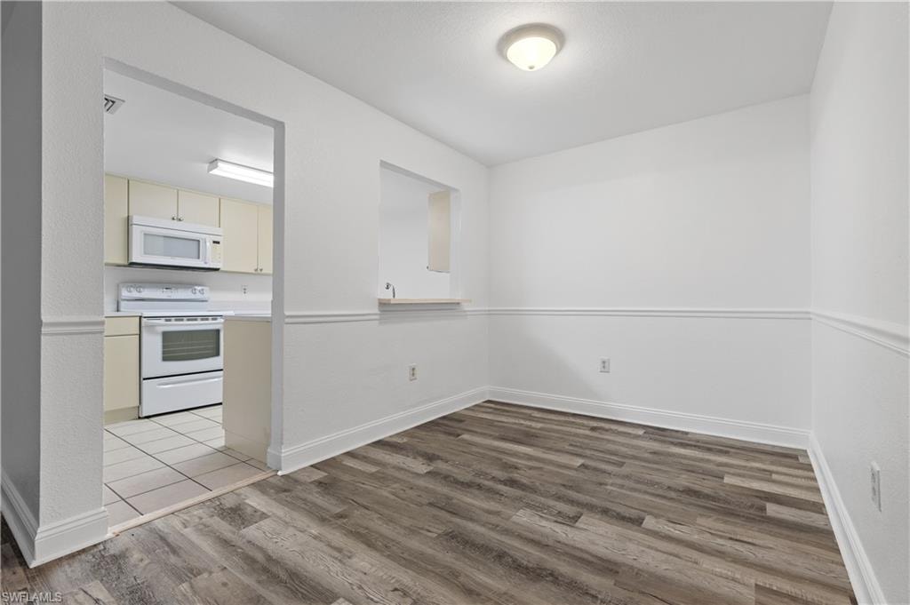 12658 Kenwood LN D photo 10