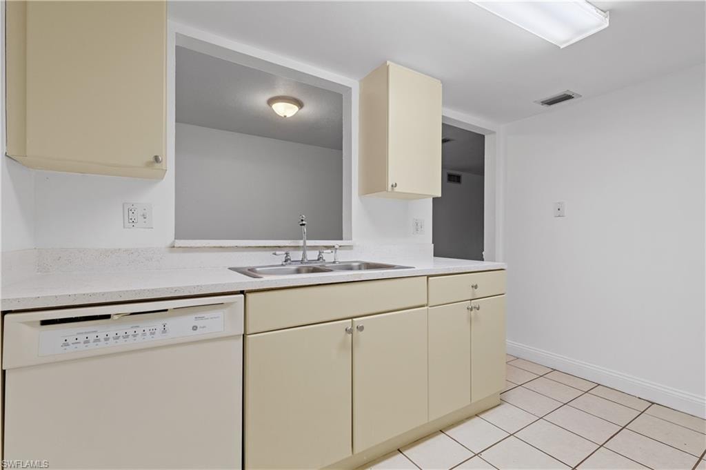 12658 Kenwood LN D photo 14