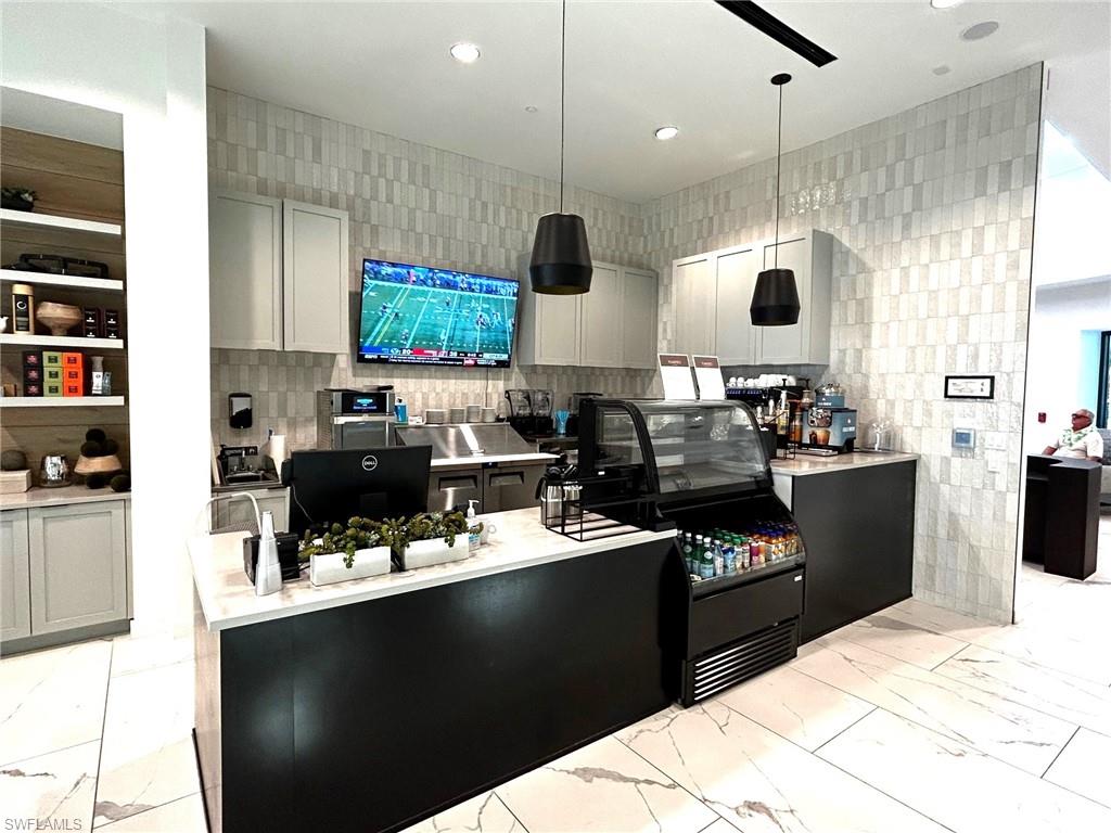 Toasted Cafe for coffee, smoothies or a bite.