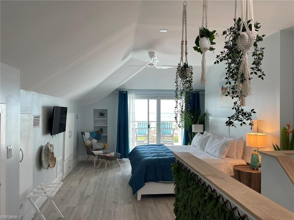 2nd Floor - 2nd Main Suite with Open Balcony
