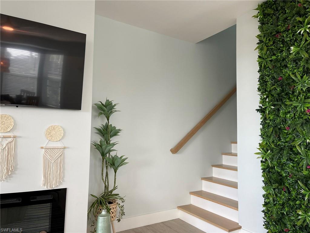 Stairs to the 2nd Main Suite and En Suite Main Bath