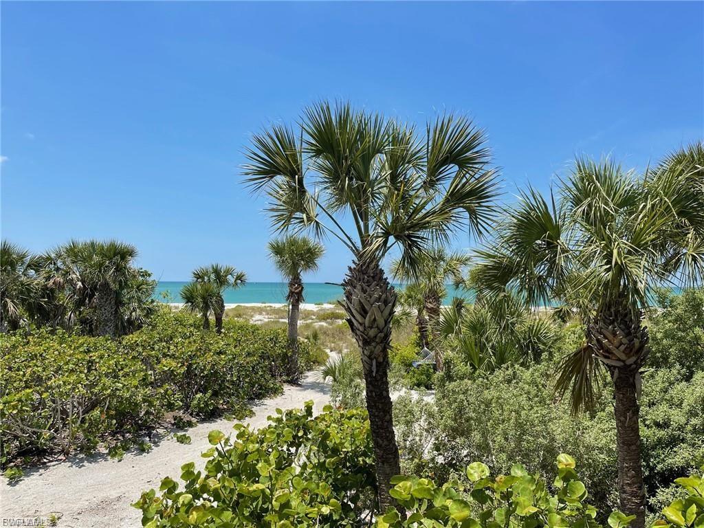 View and Walk from Duplex